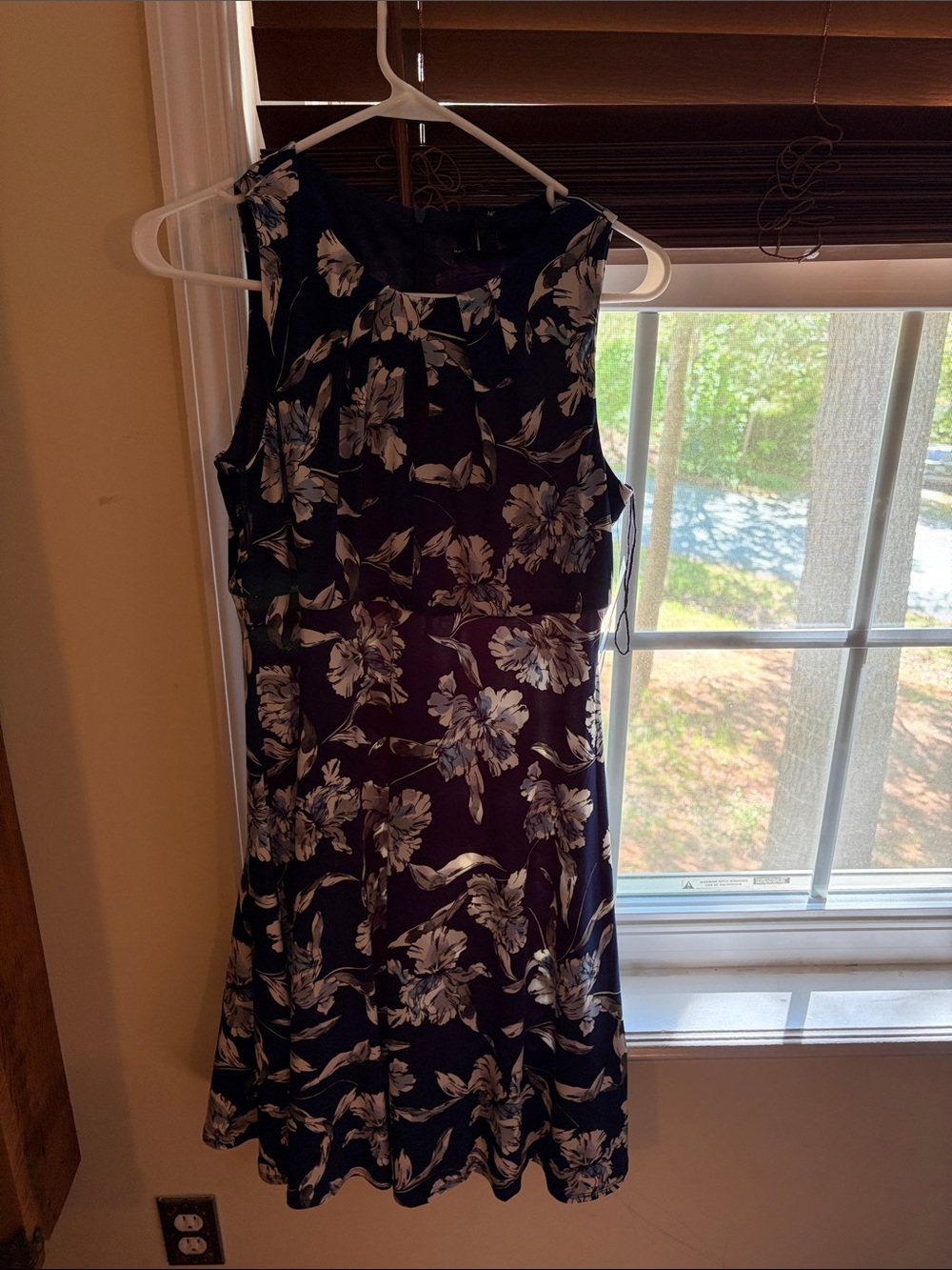 Maggy London Navy and White Floral Midi Dress